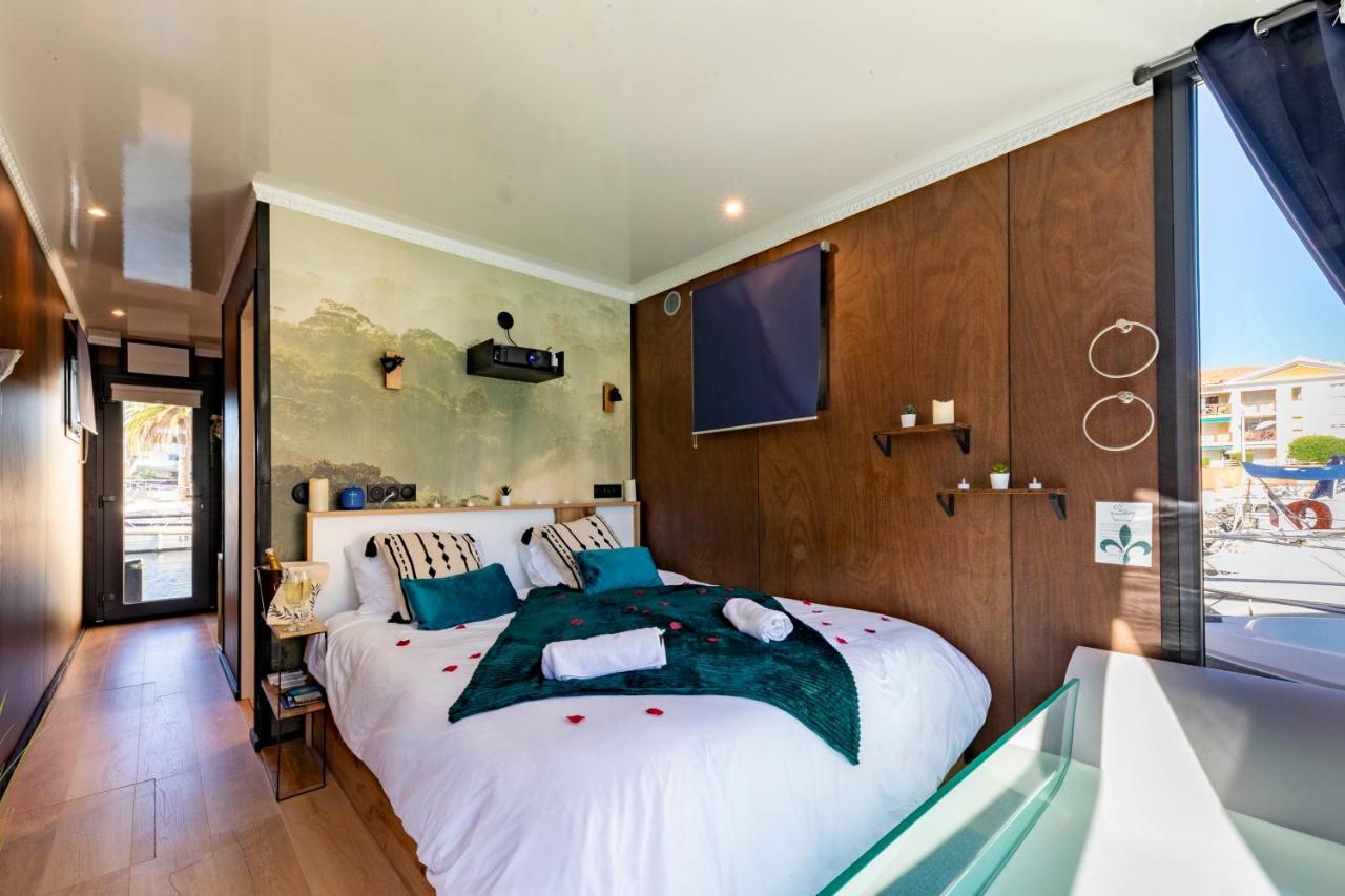 Hotel Escale Royale Fréjus Esterno foto